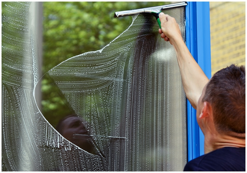 How to Clean Your Windows